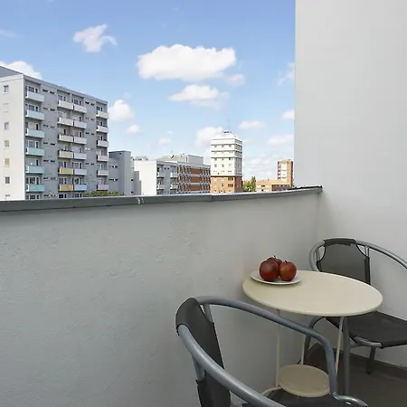 & Boardinghouse Friedrichshain-kreuzberg Daire *